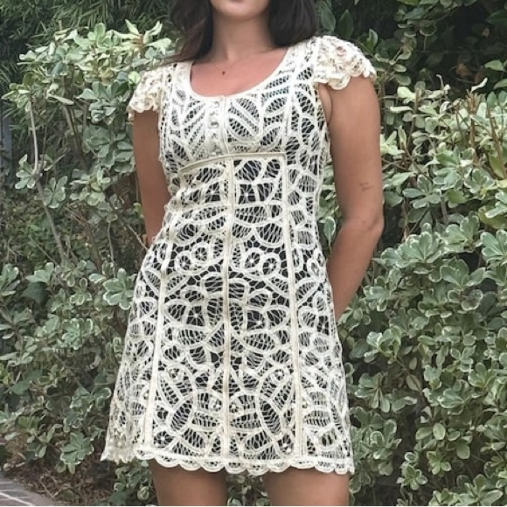 Betsy Johnson Vintage Y2K 100% Silk 100% Cotton Scalloped Crochet Dress (Size 4) - Picture 3 of 12